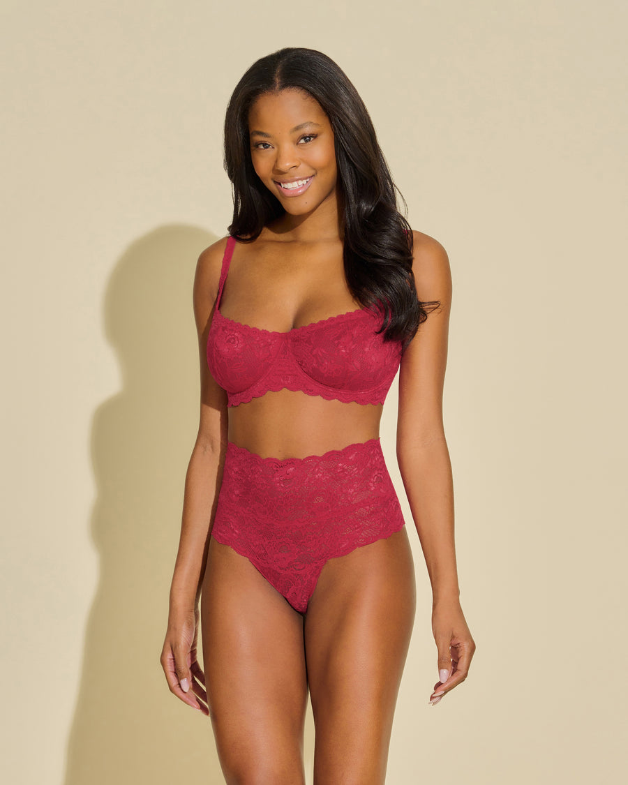 Rouge String - Never Say Never String Taille Haute